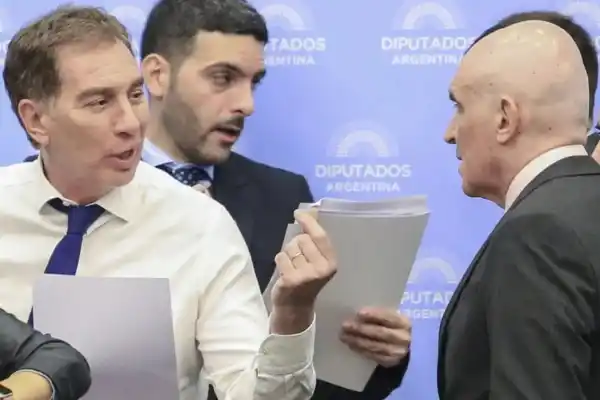 La Libertad Avanza pidió reemplazar a Espert por Santilli y reimprimir las boletas