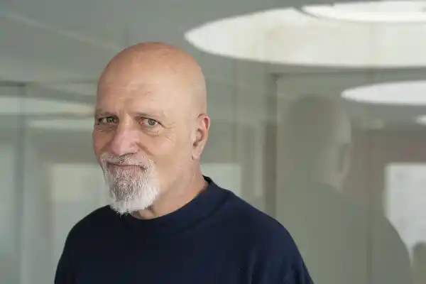 La gira de Gustavo Cordera fue cancelada y el cantante culpó a los grupos feministas del país