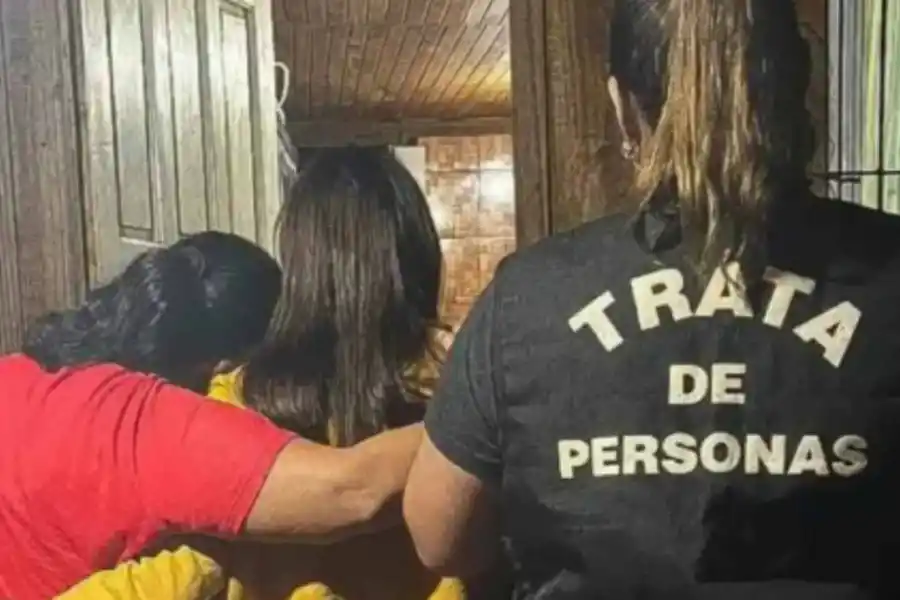 De los prostíbulos al chat: la mafia de la trata se viste de gamer y caza a menores por internet