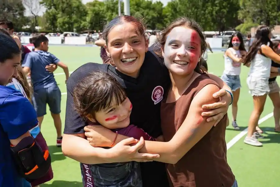 Sofía Odstrcil, la arquera de oro que sueña en grande desde Tucumán