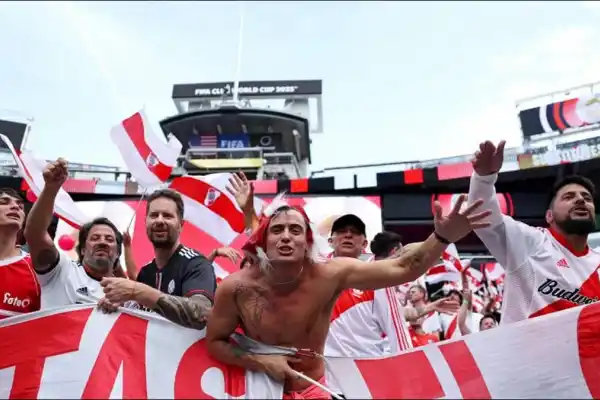 Más problemas para River: las fuertes sanciones que impuso la FIFA tras el Mundial de Clubes