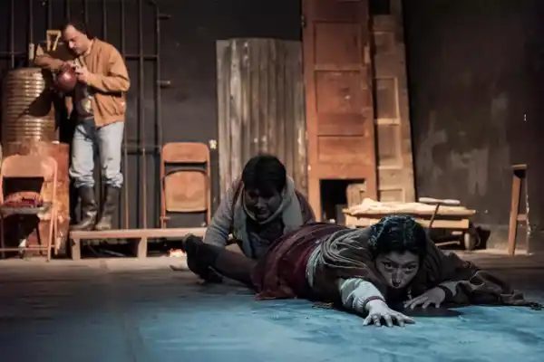 Teatro: un trágico ritual ancestral para conseguir oro y protección