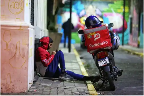 Tucumán lidera el mapa del trabajo informal y los jóvenes cargan con la peor parte