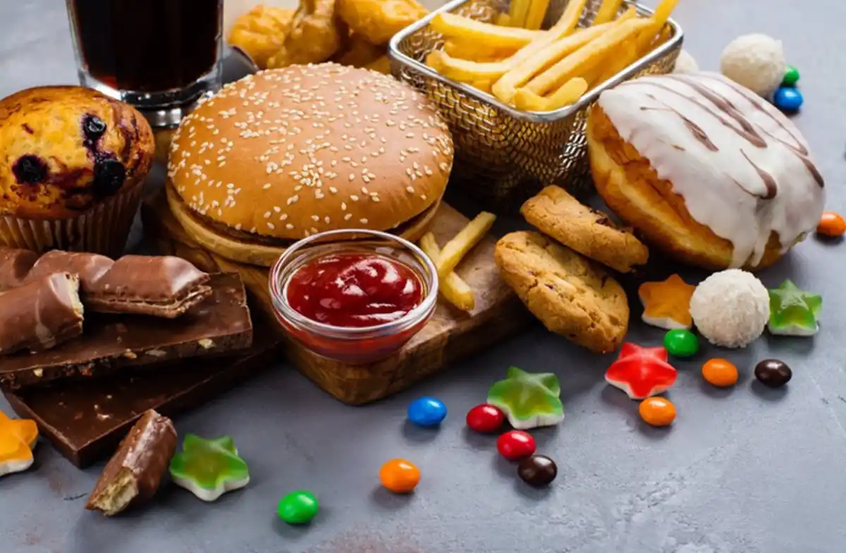 Los alimentos ultraprocesados podrían producir comportamientos violentos, según un estudio