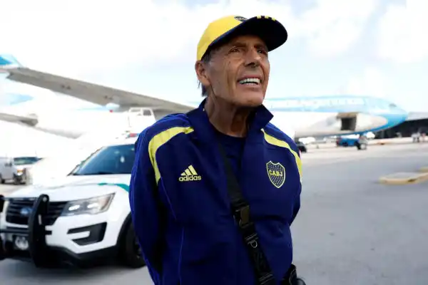 “¡Gracias por tanta gloria!”: Boca emocionó con un homenaje a Miguel Ángel Russo y sus trofeos en La Bombonera