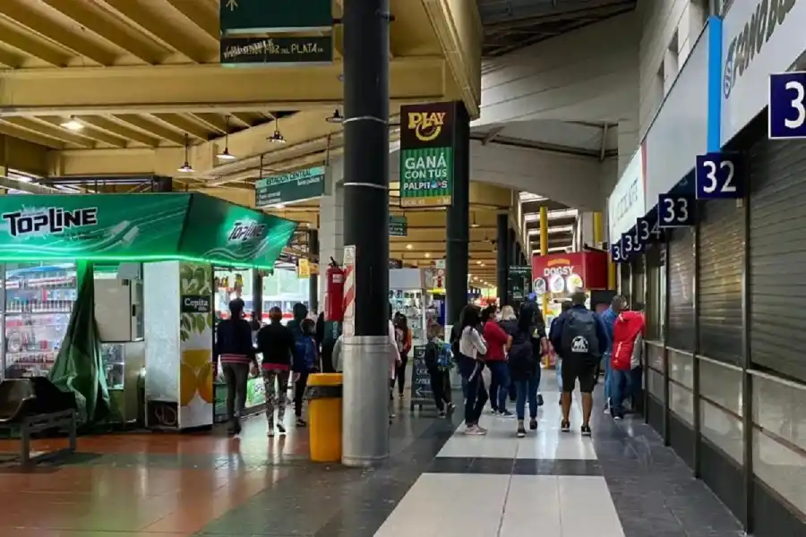 Desde el Ejecutivo aseguran que la provincia no operará la Terminal de Ómnibus: se planifica un proceso de transición