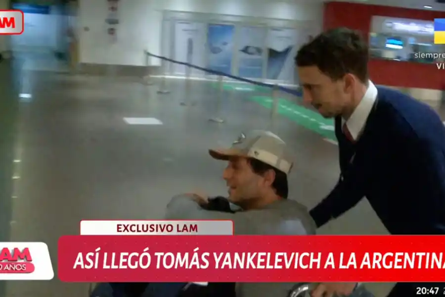 En silla de ruedas: así llegaba Tomás Yankelevich al país
