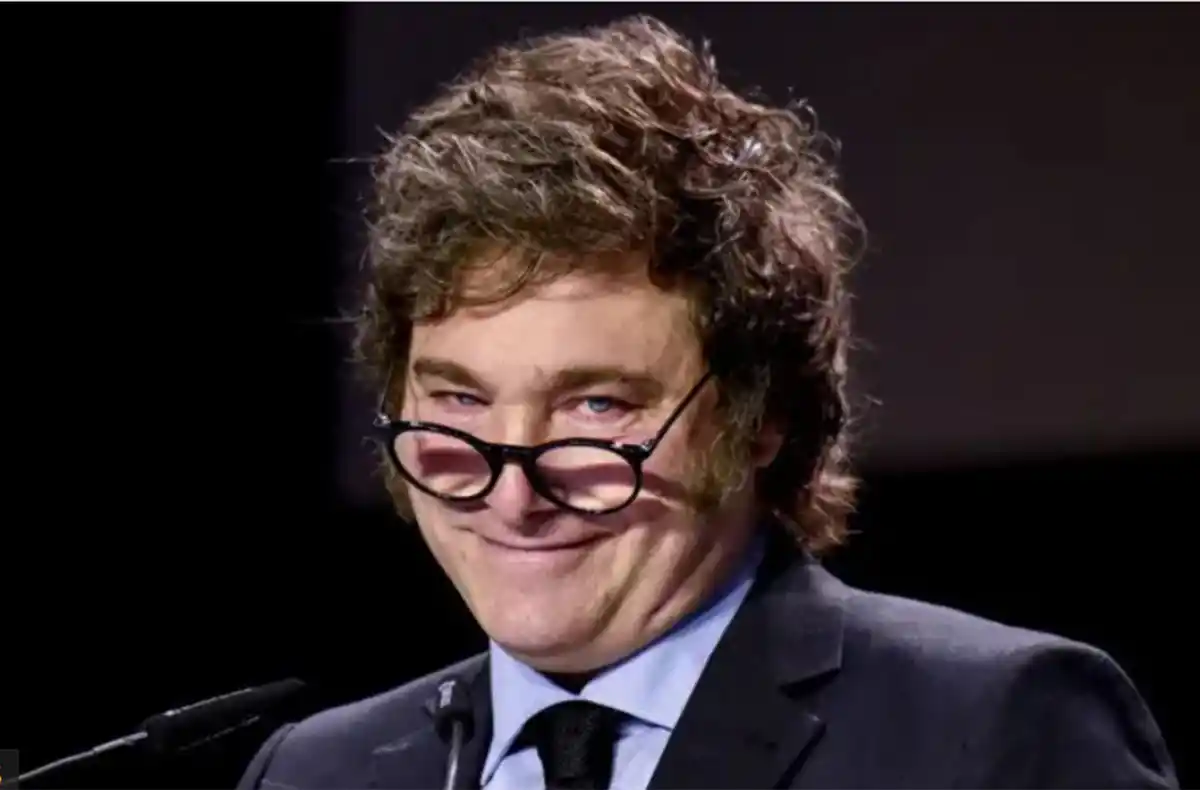 Milei se aferra al secretario del Tesoro de EEUU para captar inversiones