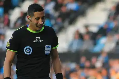Quién es Yael Falcón Pérez, el polémico árbitro que dirigirá el partido entre Instituto y Atlético Tucumán