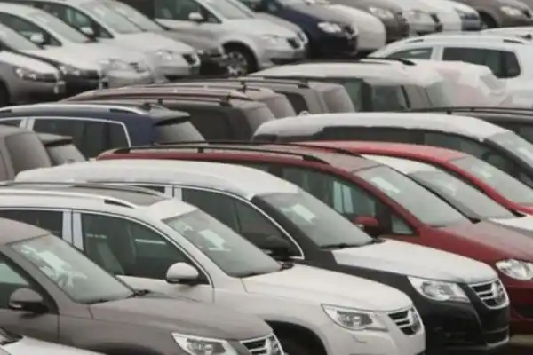 600x400_auto-mas-barato-mercado-puede-comprarse-18-sueldos-1107246-184951.webp
