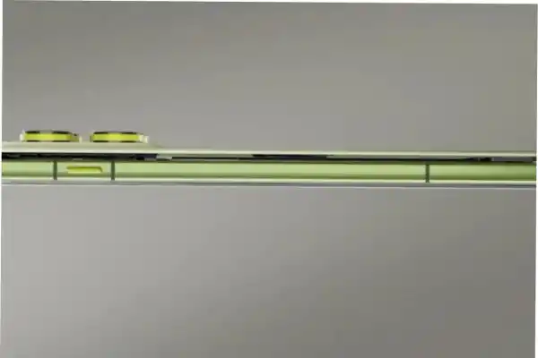 Motorola quiere competir contra Apple: el nuevo modelo que podría superar al iPhone Air