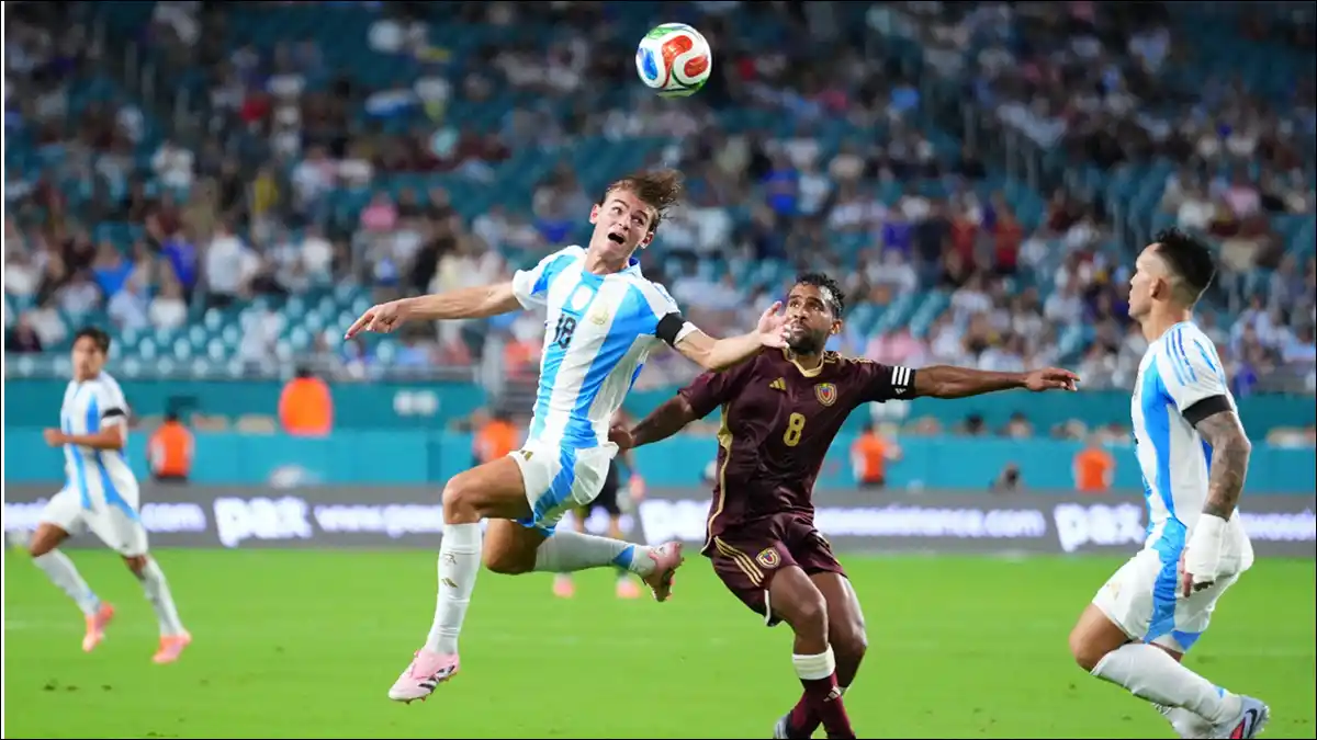 CONTROL Y OFICIO. La Selección Argentina se impuso 1-0 a Venezuela en Miami con gol de Giovani Lo Celso, en una noche marcada por las ausencias de Lionel Messi y Franco Mastantuono.
