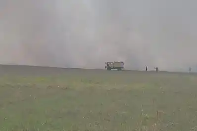 Incendios en campos provocaron una muerte y el cierre del aeropuerto