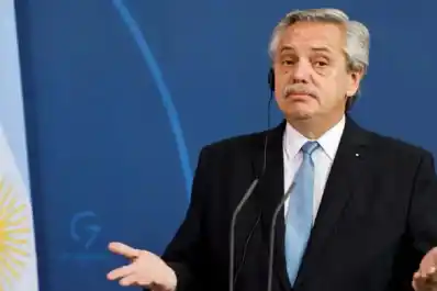 Alberto Fernández postula a Axel Kicillof y a Sergio Massa como candidatos presidenciales 2027