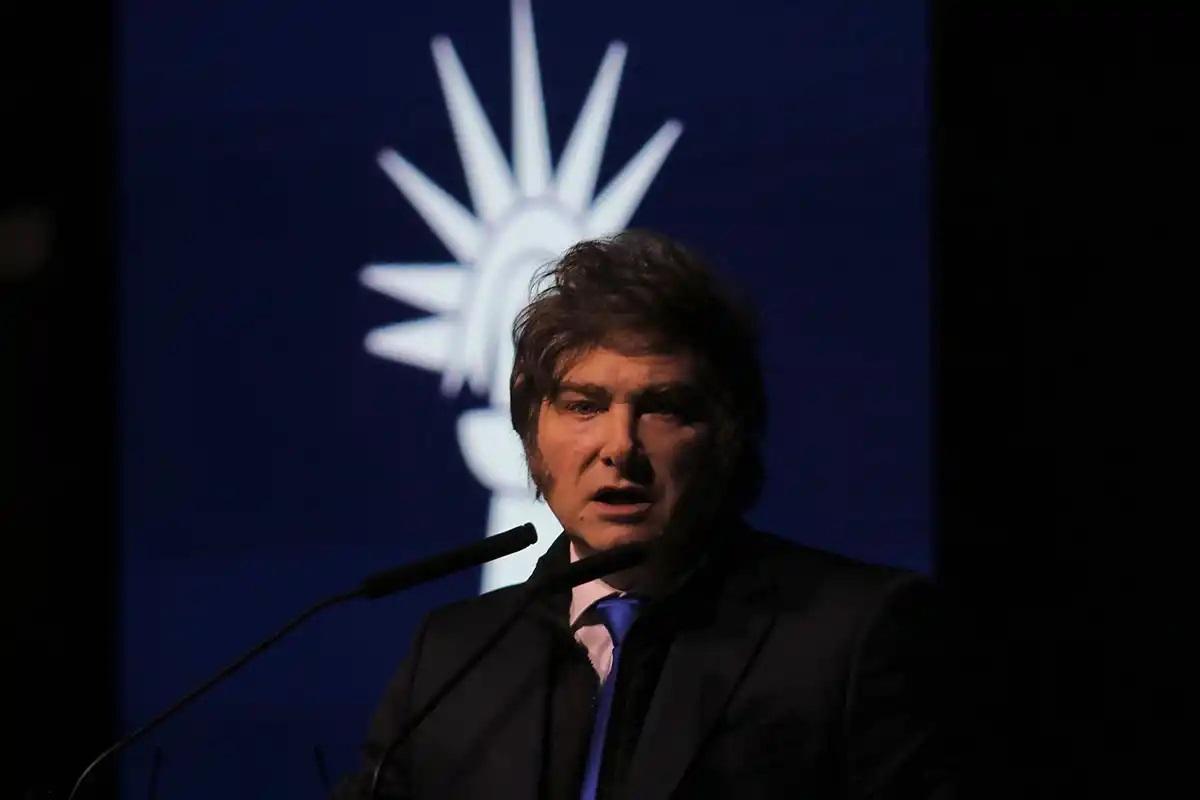 Visita relámpago del Presidente: hora por hora, el paso de Javier Milei por Tucumán