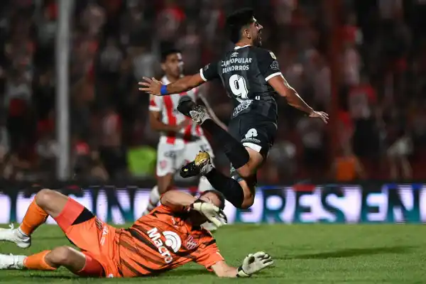 A qué hora juega Atlético Tucumán ante Instituto y por dónde ver el partido en vivo
