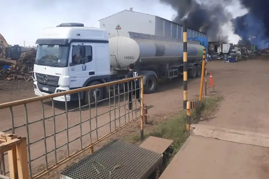 El fuego alertó la zona este del Gran San Miguel. 