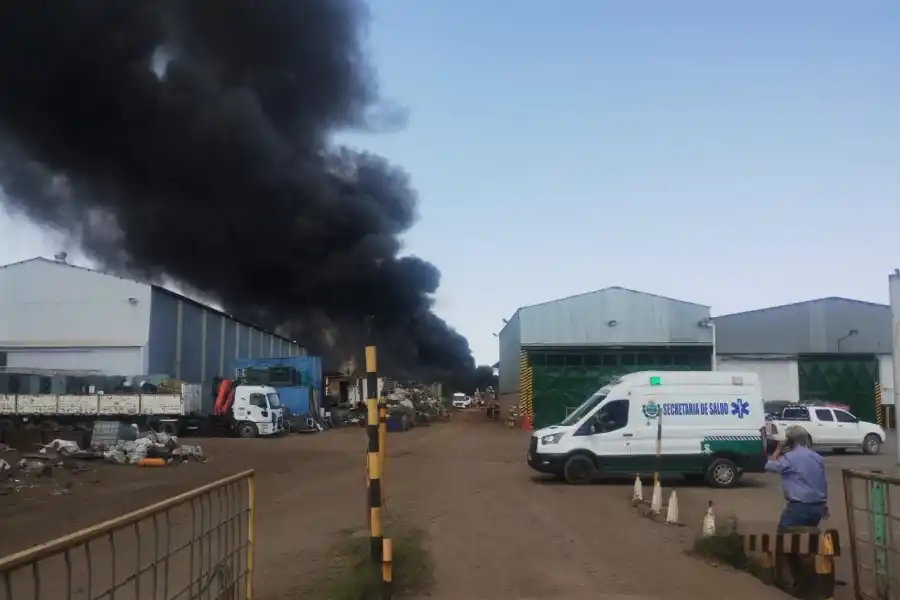 Incendio en el predio.