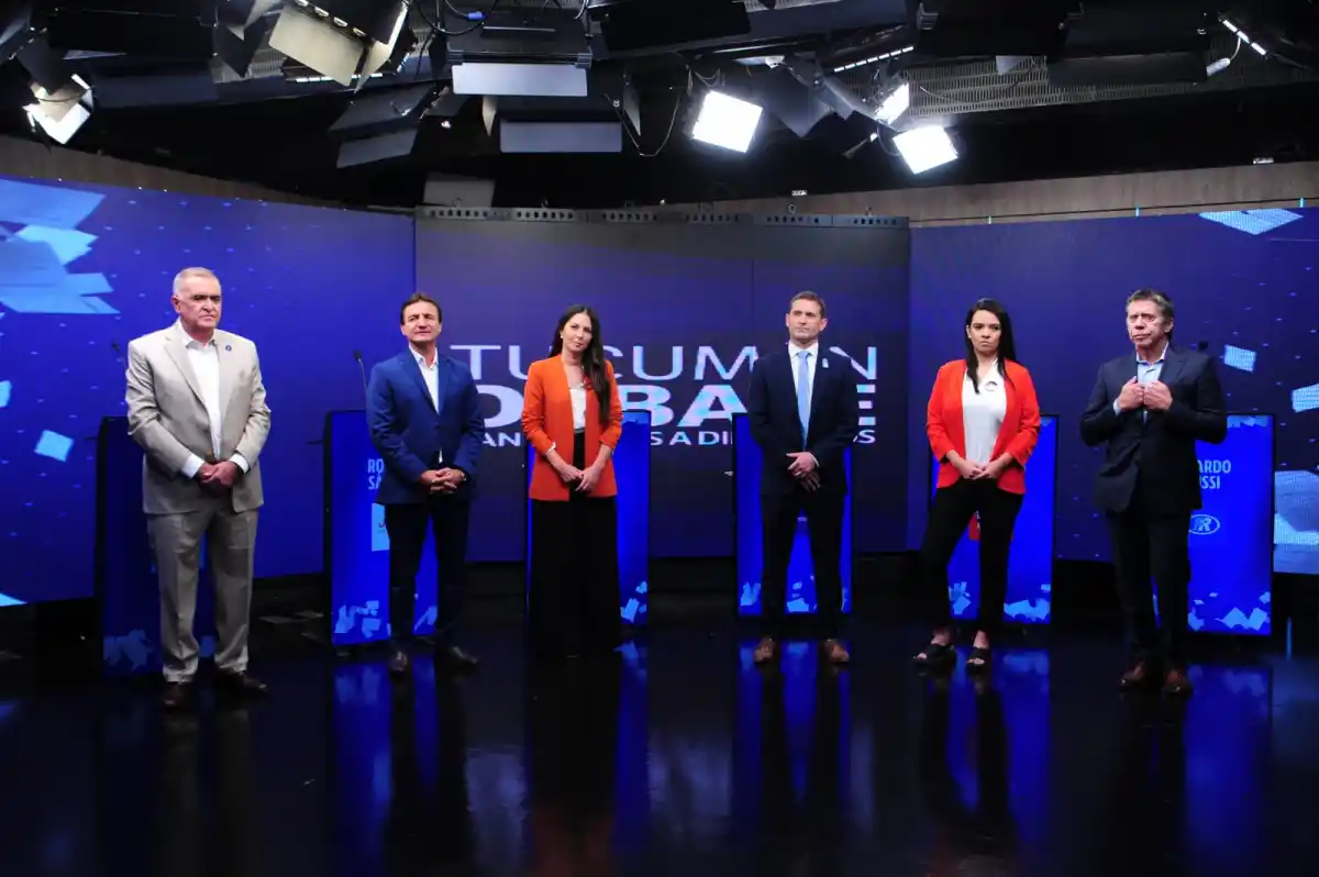 CARA A CARA. Los candidatos a diputado aprovecharon el minuto de réplica para desmentir a sus rivales, incluso, con acusaciones y reproches. LA GACETA/FOTO DE DIEGO ARÁOZ 