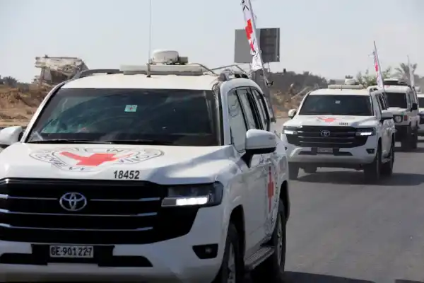 Hamas entregó solo cuatro de los 28 cuerpos que tenía secuestrados y crece la angustia entre los familiares de los rehenes muertos en Gaza