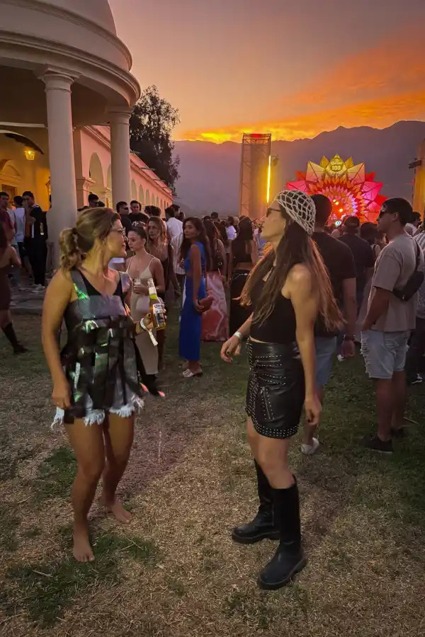 Corona Sunset Cafayate 2025: los mejores looks y la cobertura exclusiva de LG Lifestyle