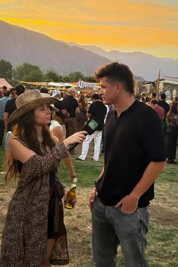 La paleta de colores fue desde los clásicos blanco y negro hacia un degradé en tonos tierra.