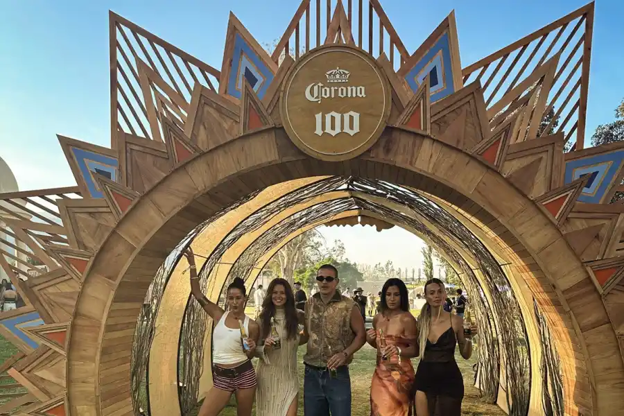 Corona Sunset Cafayate 2025: los mejores looks y la cobertura exclusiva de LG Lifestyle
