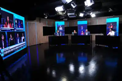 Lo que dejó el debate: candidatos marcados por libretos acartonados y acusaciones cruzadas