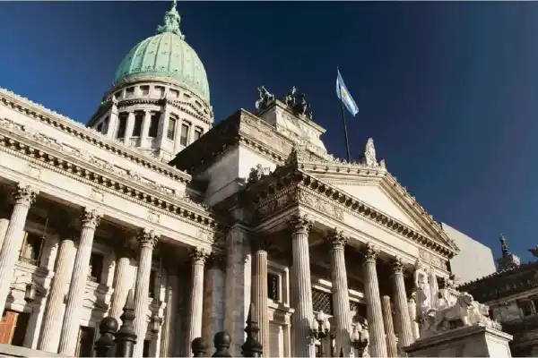 Tucumán podría definir una banca clave en un Congreso sin mayorías claras