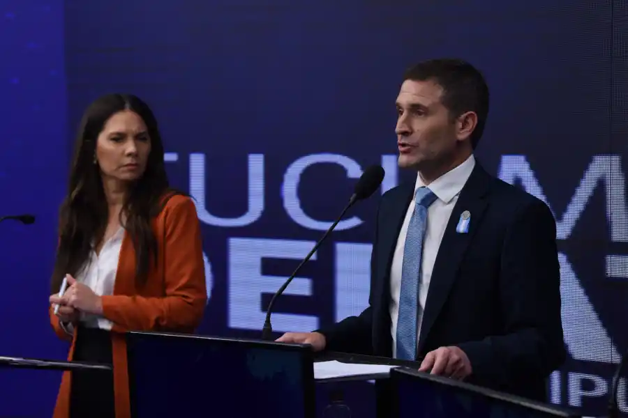 FOTO DE DIEGO ARÁOZ