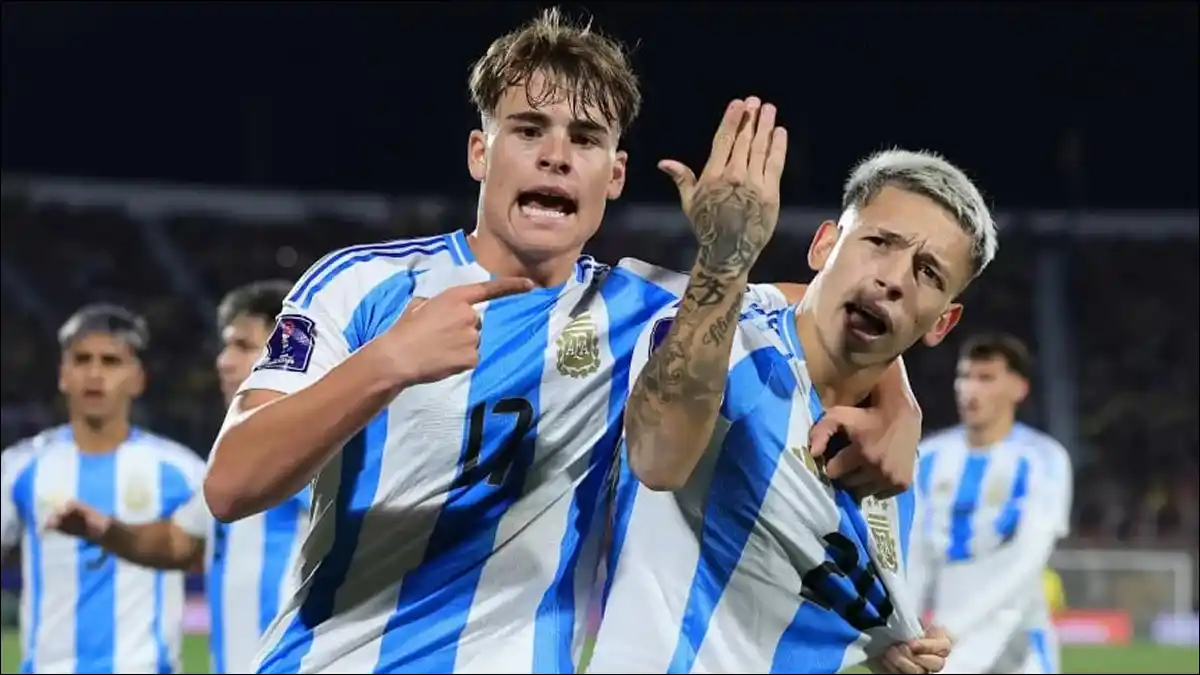 GRITO DE ALIVIO. Mateo Silvetti celebró con euforia su tercer gol en el Mundial Sub 20, que le dio la ventaja a la Selección ante Colombia