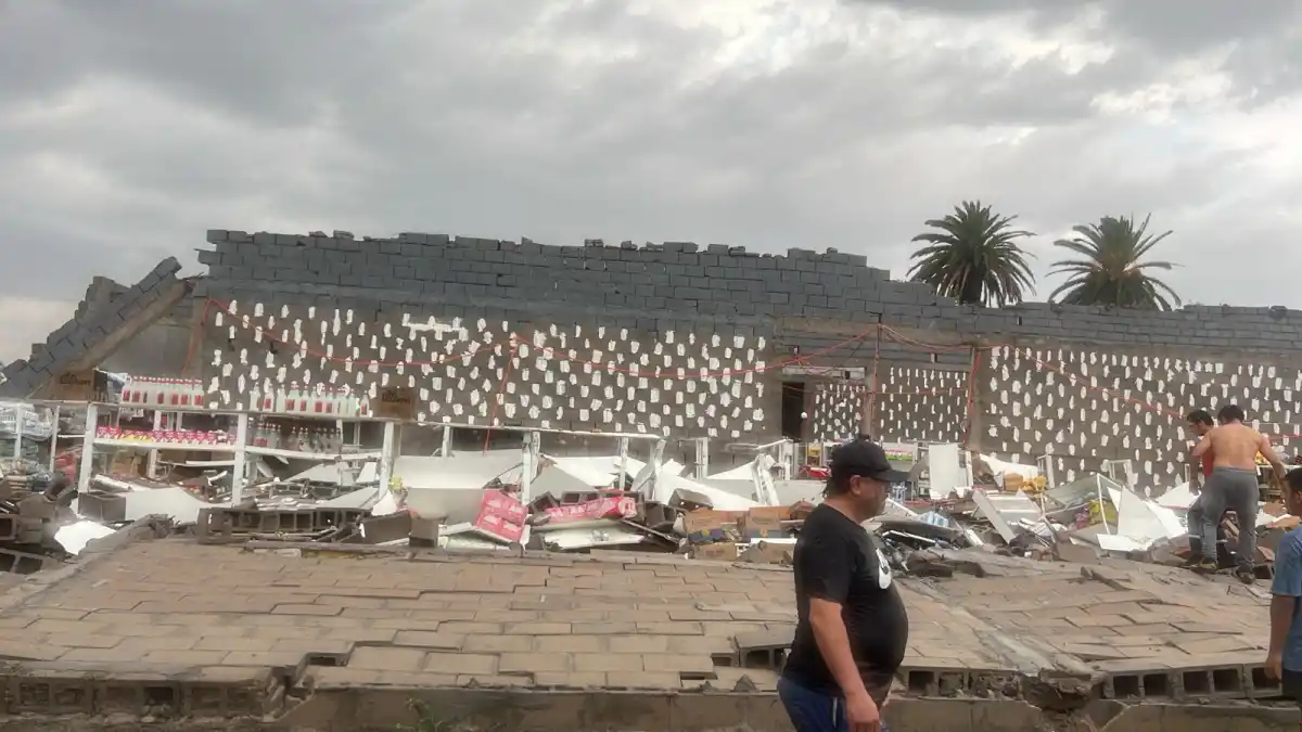 La tormenta derribó una pared de un supermercado en Delfín Gallo y hubo intentos de saqueo