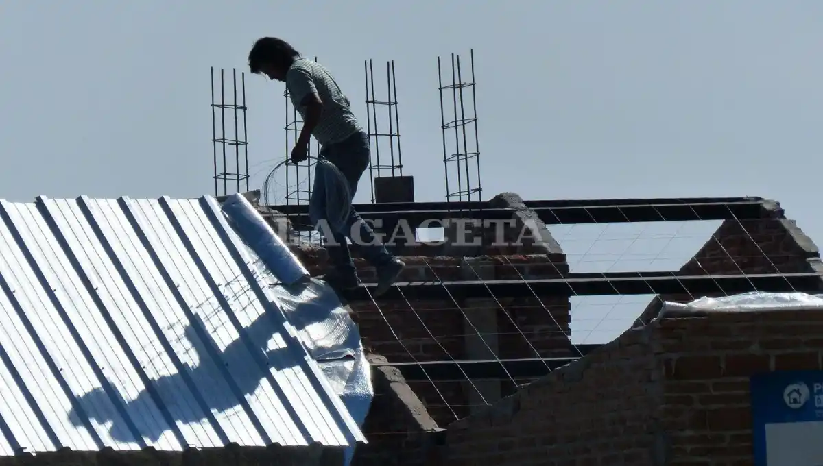 Pese a la caída nacional, el empleo registrado creció en Tucumán