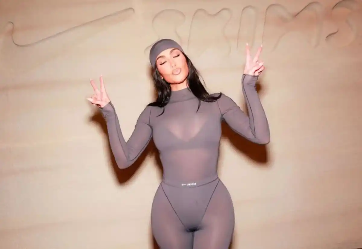 CONVOCANTE. La influencer en una de las sesiones de fotos de su marca.