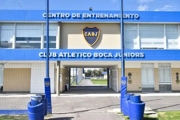 Boca Juniors renombrará el predio de Ezeiza y sorprende a todos: ¿qué eligió Román Riquelme?