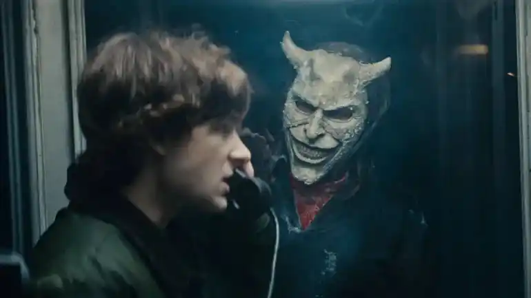 HERMANOS UNIDOS. Finney y Gwen Blake deberán superar sus propios traumas antes de derrotar al Raptor.