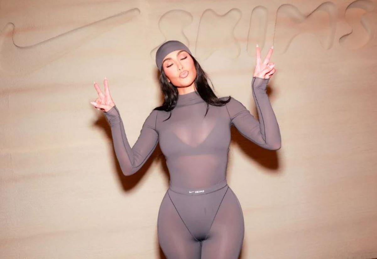 Hay lista de espera para comprar una insólita ropa íntima que diseñó Kim Kardashian