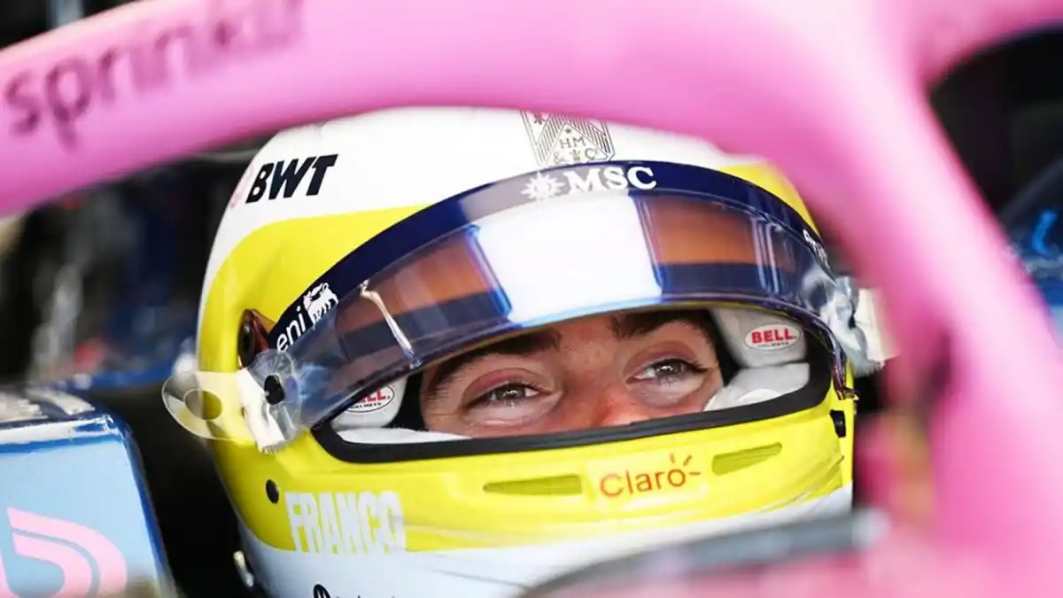 Franco Colapinto presentó su nuevo casco para correr en el GP de Estados Unidos.