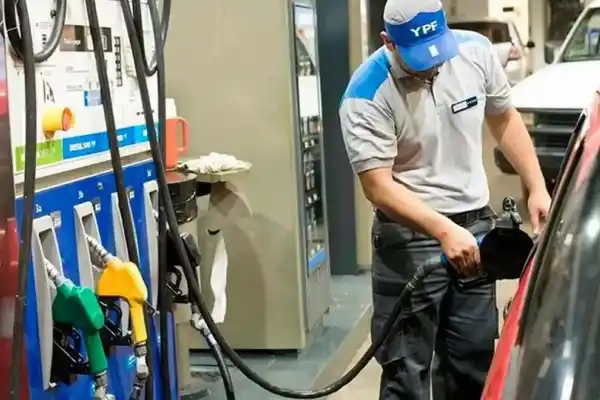 Las petroleras buscan nuevos talentos y abren convocatorias laborales en todo el país