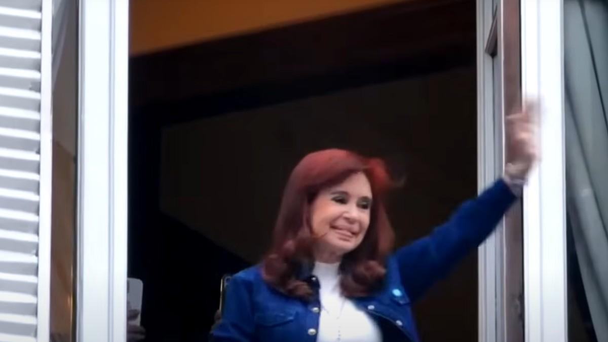 El mensaje de Cristina Kirchner en el Día de la Lealtad: "Hoy es Bessent o Perón"