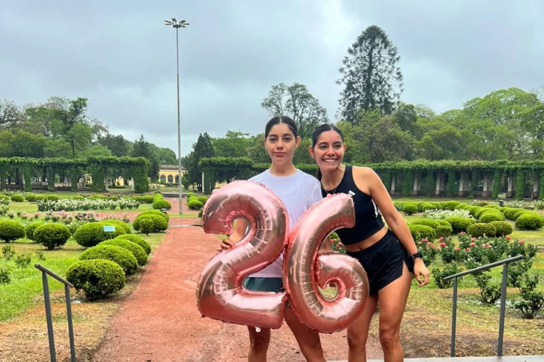 Brisa y Aylen Alderetes celebraron sus 26 años de la manera que más las representa: corriendo.