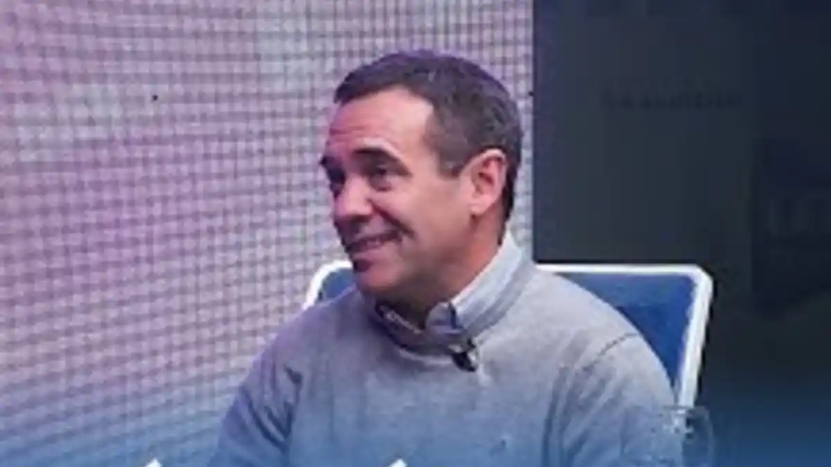 Detrás del candidato: Sebastián Solís, el docente que apuesta por la transformación