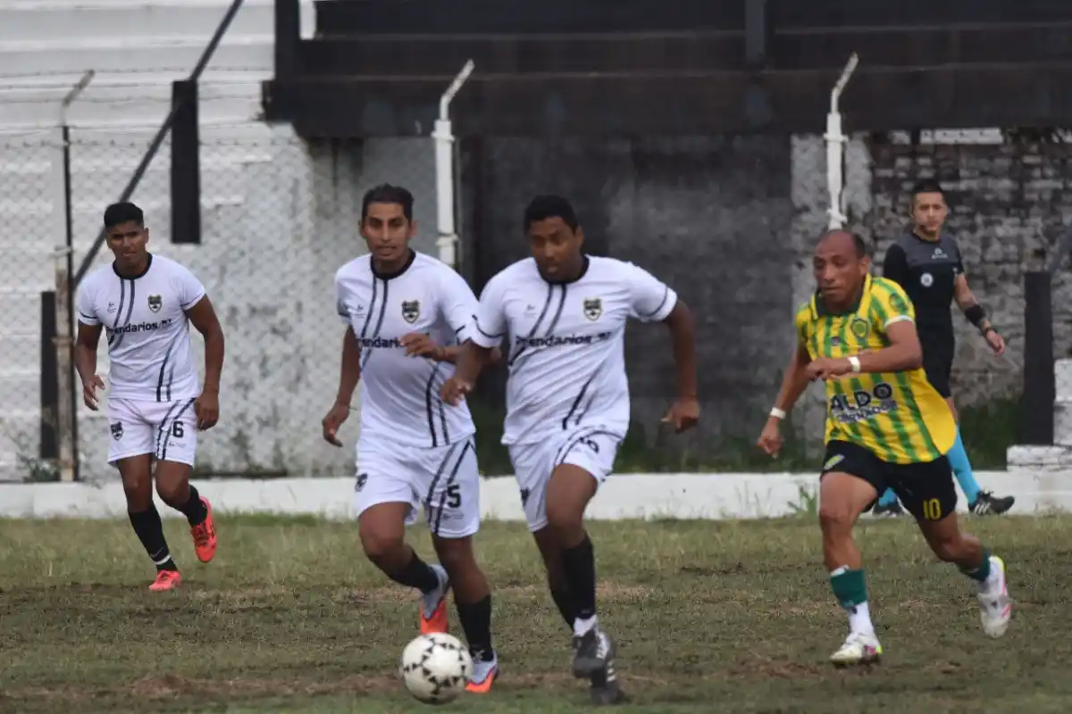 Mauricio Galván es el 10 del Cuervo.