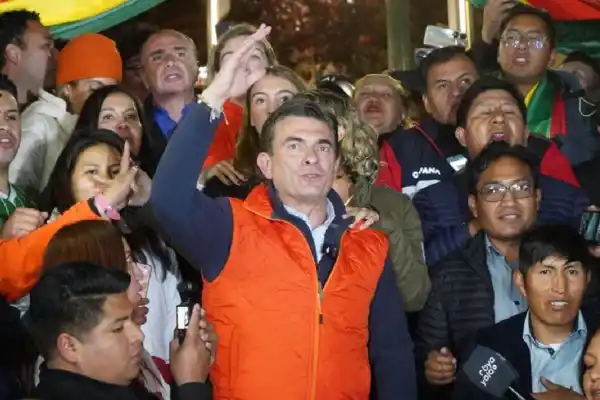 Elecciones en Bolivia: Rodrigo Paz gana la presidencia con más del 50% y pone fin a 20 años del MAS