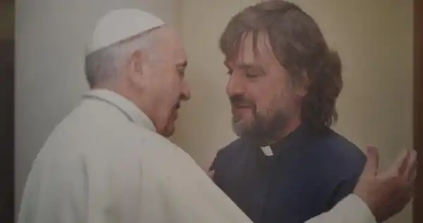 TESTIMONIOS. El padre Pepe estará en el documental.