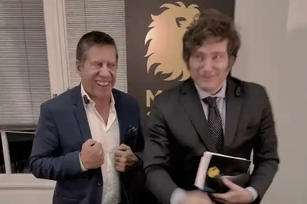 Elecciones 2025: ordenaron a Fuerza Republicana retirar las publicidades con la imagen de Milei