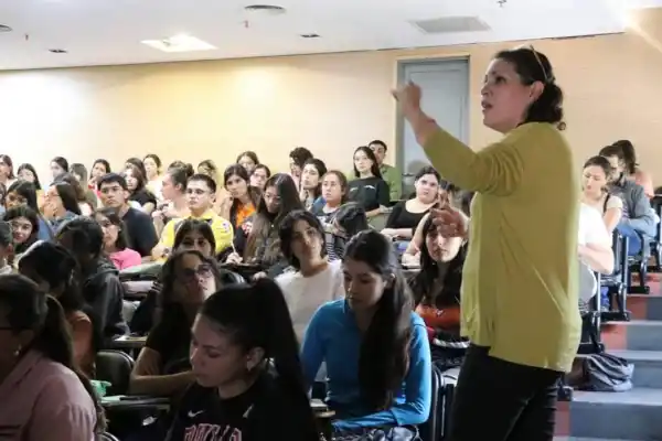 La UNT ofrece un taller sin costo para quienes buscan iniciar su carrera docente