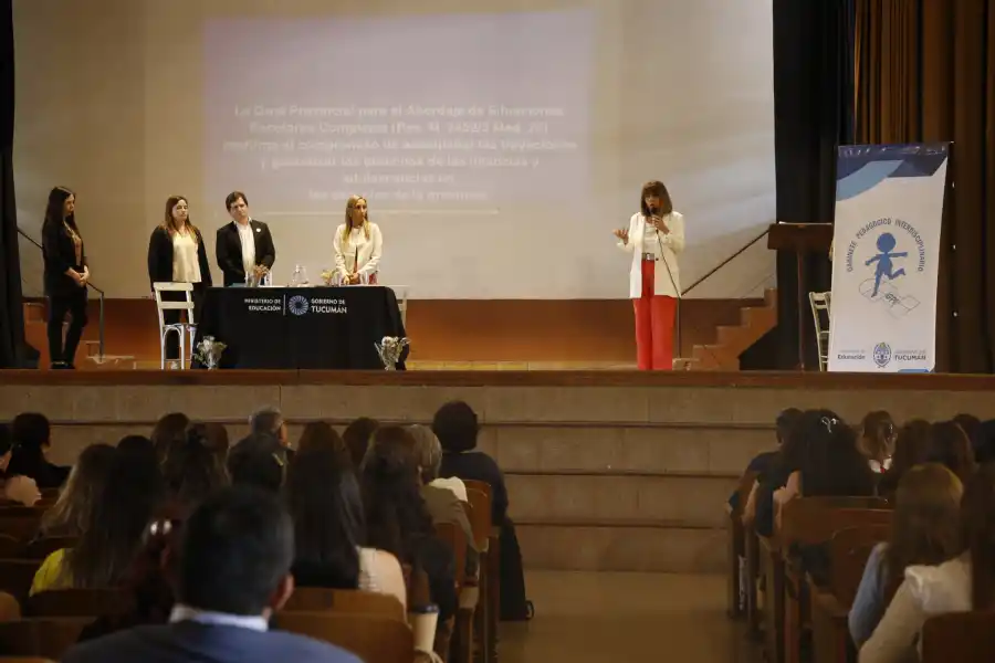 Educación presentó una Guía Provincial para el Abordaje de Situaciones Escolares Complejas