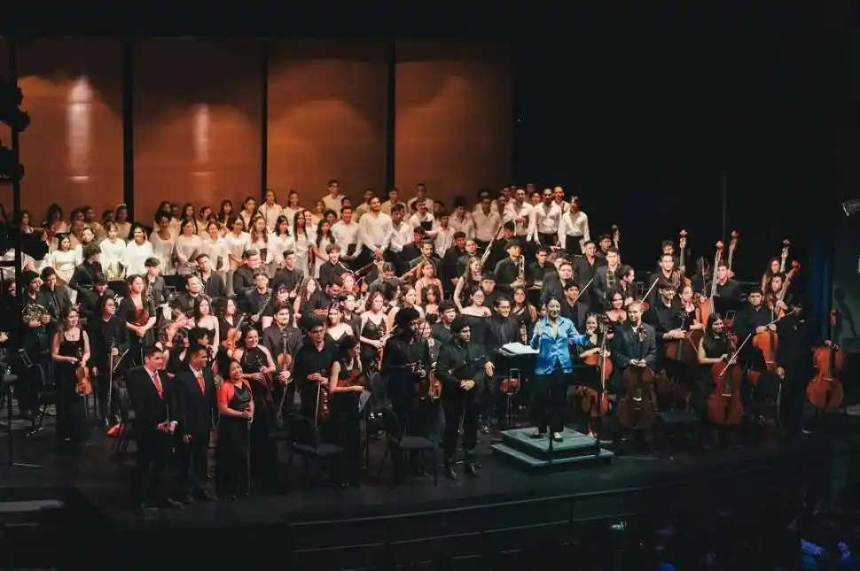 EN PANAMÁ. Juan Pablo Gómez Zurita fue dirigido por la colombiana Paola Ávila, para un repertorio variado.
