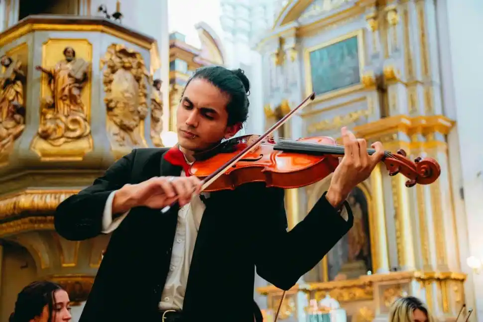 SOLISTA DE VIOLÍN. El tucumano está radicado en la Capital Federal.